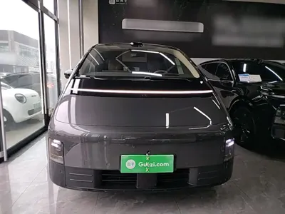 Li Auto Li MEGA
