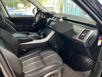 Land Rover Sport