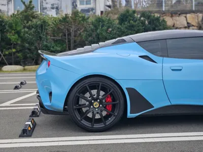 Lotus Evora