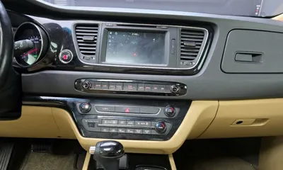 Kia Canival