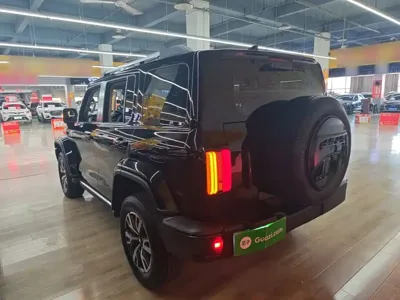 Tank Tank 300