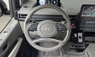 Hyundai Staria