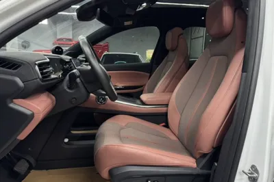 Nio EC6