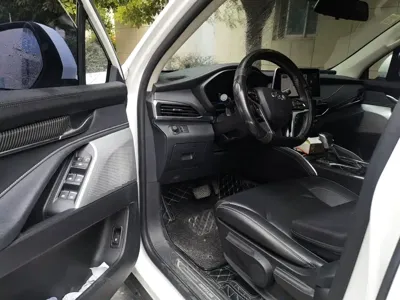 Maxus D90