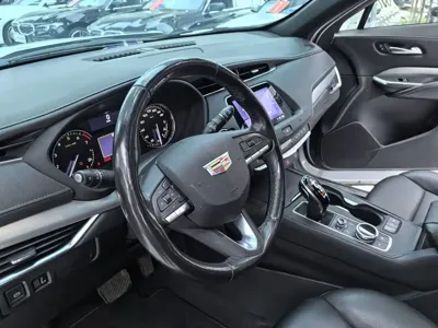 Cadillac XT4