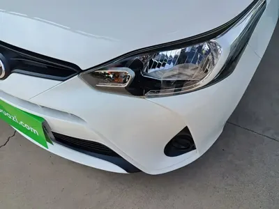 Toyota Yaris L