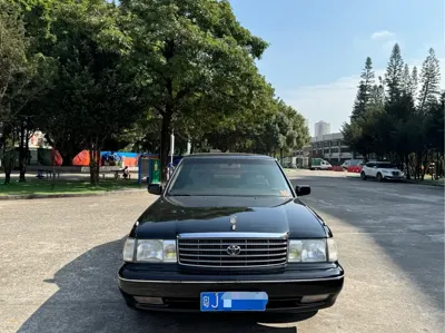 Toyota Crown (Import)