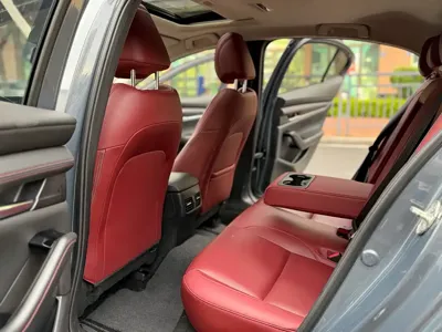 Mazda 3 Axela