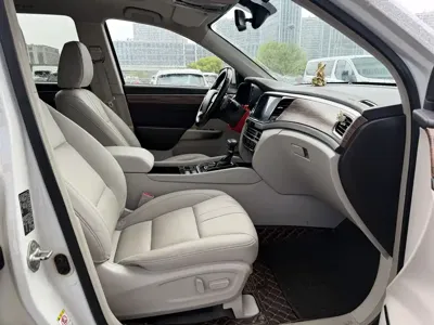 GAC Motor Trumpchi GS8