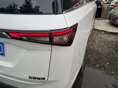 Wuling Jiachen