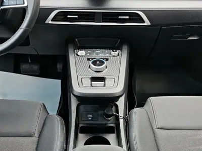 BYD e2