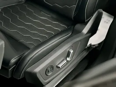 Audi 奥迪Q6L e-tron