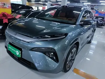 BYD 唐L