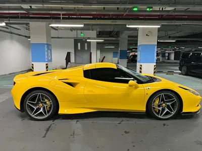 Ferrari F8