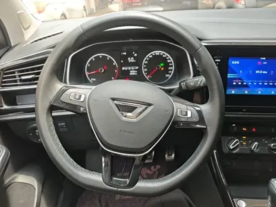 Jetta VS5