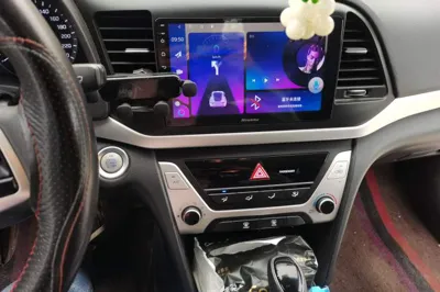 Hyundai Elantra (6th Generation