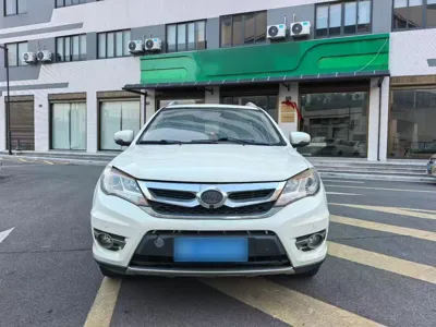 BYD S7