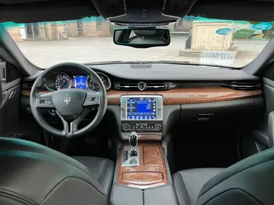 Maserati Quattroporte
