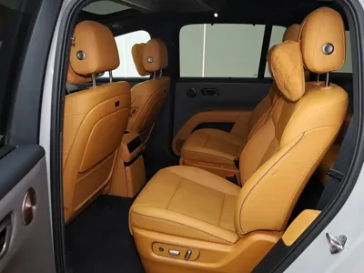 Li Auto 理想i8