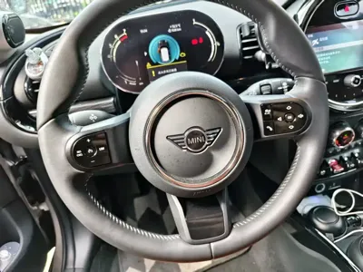 MINI Mini Clubman