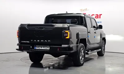 Kia Tasman