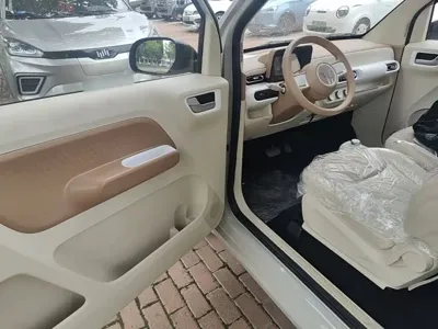 Wuling MINIEV