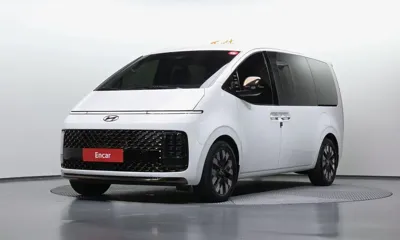 Hyundai Staria
