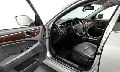 Hyundai Equus