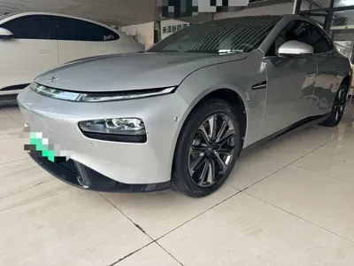 Xpeng P7
