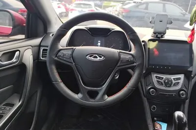 Chery Arrizo 5