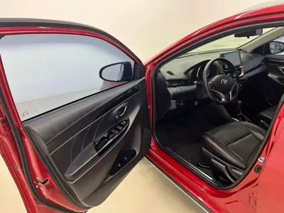 Toyota Yaris L