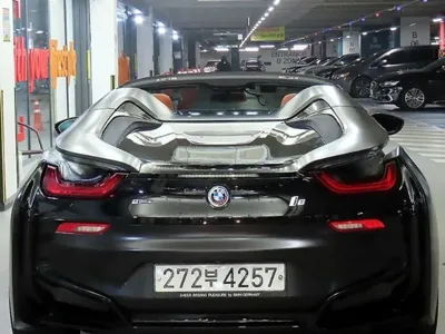 BMW i8