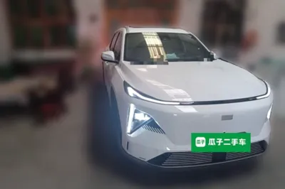 Geely Galaxy L7