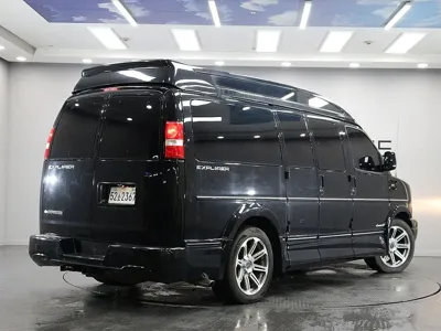 Chevrolet Express Van