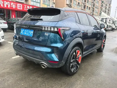 Lynk & Co 06