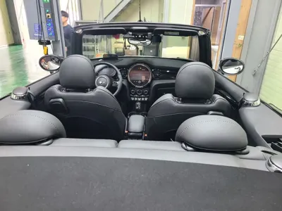 MINI Cooper Convertible