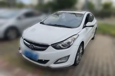 Hyundai Elantra (5th Generation