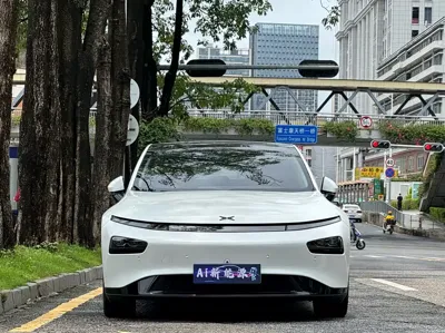 Xpeng P7