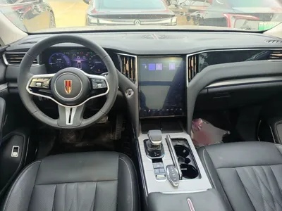 Hongqi HS7 PHEV