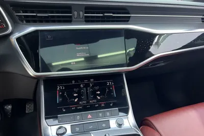 Audi A7L