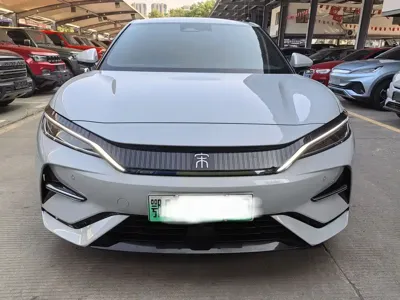 BYD L EV