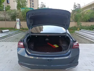 Chevrolet Malibu XL