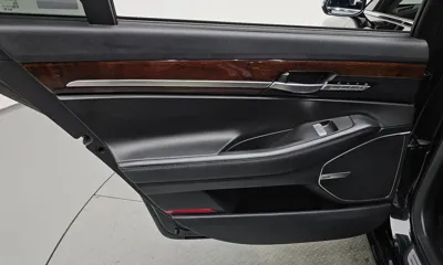 Genesis EQ900