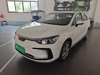 BAIC EU5