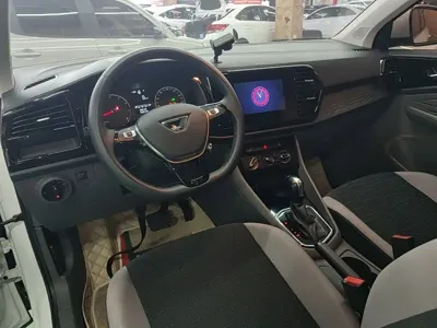 Jetta VS5