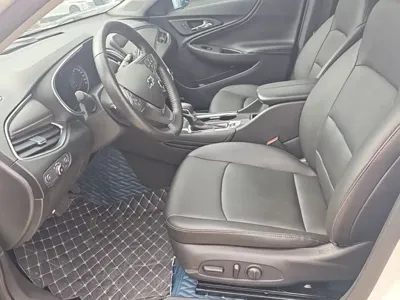 Chevrolet Malibu XL