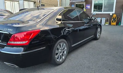 Hyundai Equus