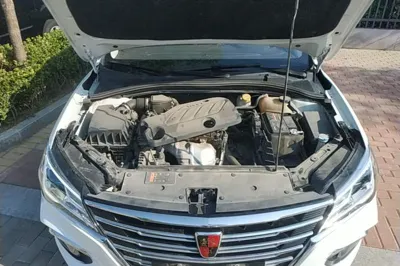 Roewe i5