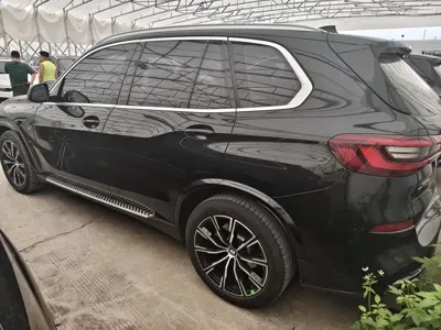 BMW X5 (Import)