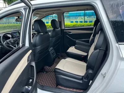 Baojun 360